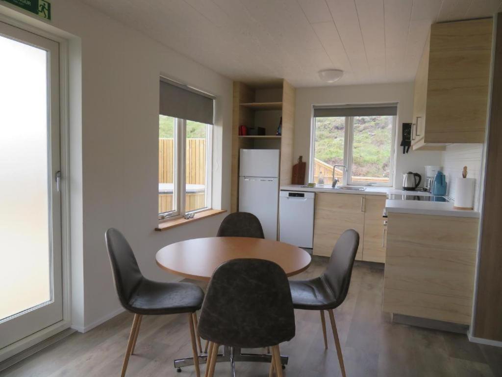 Mosas Cottages Fludir Bagian luar foto